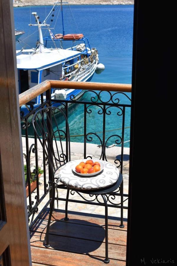 House Galini Daire Chalki Town Dış mekan fotoğraf
