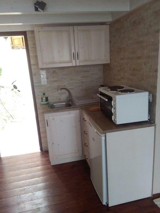 House Galini Daire Chalki Town Dış mekan fotoğraf